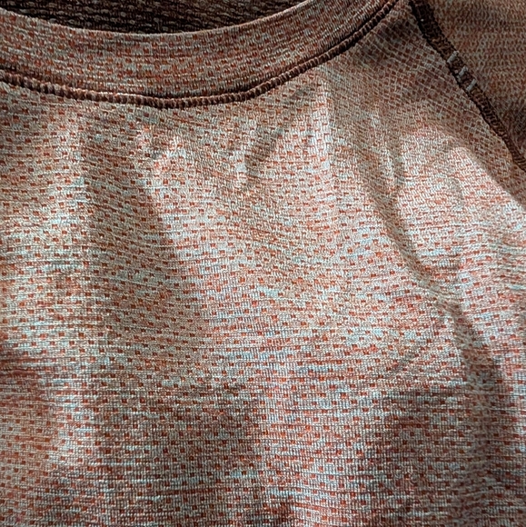 Lululemon metal vent tech short sleeve size xl - Picture 3 of 4